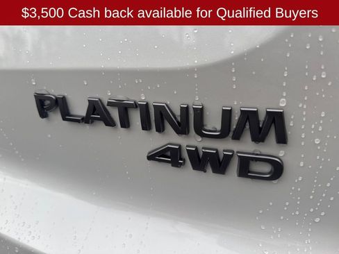 New 2026 Nissan Pathfinder Platinum image 41