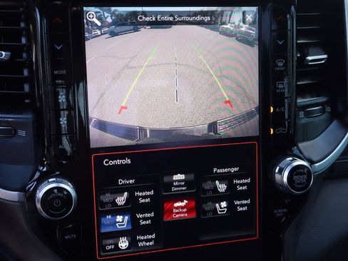 Used 2020 RAM 1500 Laramie w/ Sport Appearance Package AWD/4WD image 39