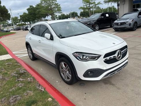 Used 2021 Mercedes-Benz GLA 250 image 1