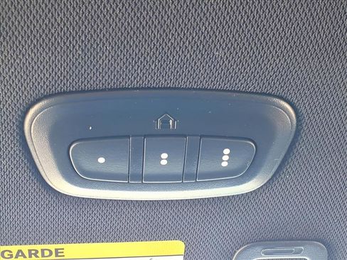 Used 2023 Jeep Grand Cherokee Limited image 29