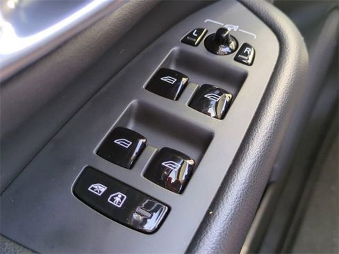 Used 2023 Volvo XC90 B5 Core w/ Protection Package Premier image 23