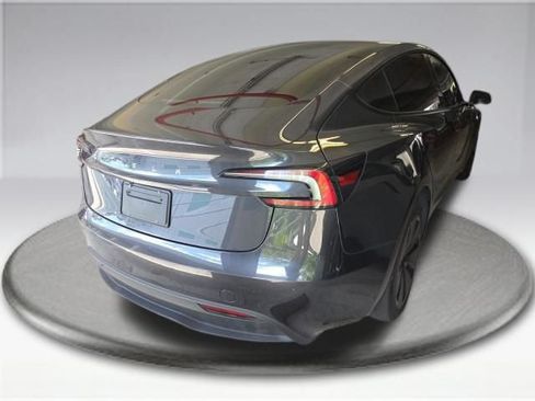 Used 2025 Tesla Model 3 Long Range RWD image 6