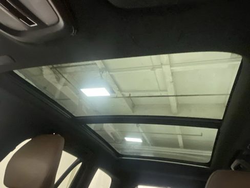 Used 2024 Volvo V60 B5 Cross Country Plus image 30