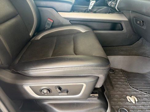 Used 2022 RAM 1500 Laramie AWD/4WD image 23