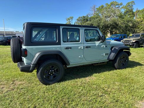 Used 2026 Jeep Wrangler Unlimited Sport AWD/4WD image 3