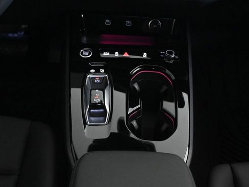 Used 2025 Audi A5 2.0T Premium w/ Convenience Package image 14