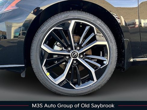 New 2025 Nissan Altima 2.5 SR w/ SR Premium Package image 13