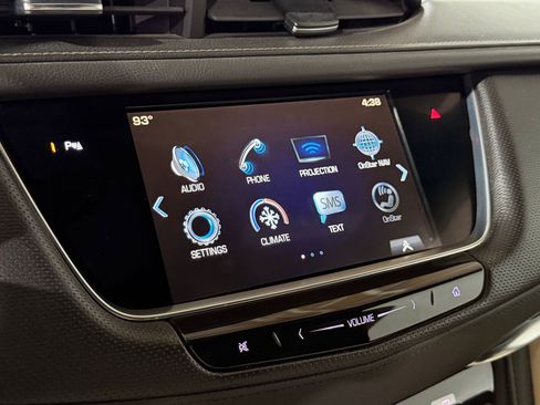 Used 2018 Cadillac XT5 FWD image 28