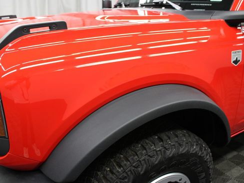 Used 2024 Ford Bronco Big Bend w/ Sasquatch Package AWD/4WD image 46