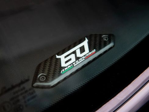 Used 2024 Lamborghini Urus S AWD/4WD image 19