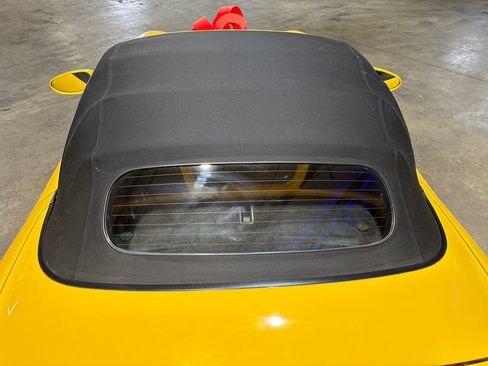 Used 2003 Porsche Boxster RWD image 6