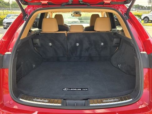 Used 2024 Lexus NX 250 FWD w/ Towing Package (2000 Lbs) image 13