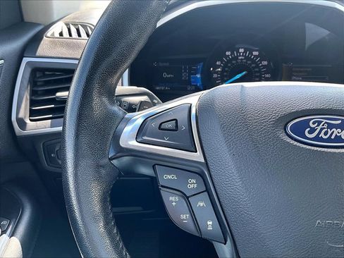 Used 2019 Ford Edge SEL w/ Equipment Group 201A AWD/4WD image 18