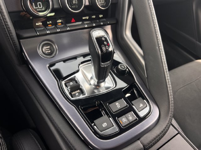 Used 2019 Jaguar F-TYPE Convertible RWD image 26