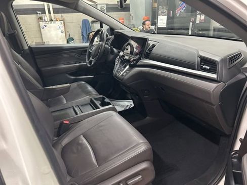 Used 2019 Honda Odyssey Touring image 15
