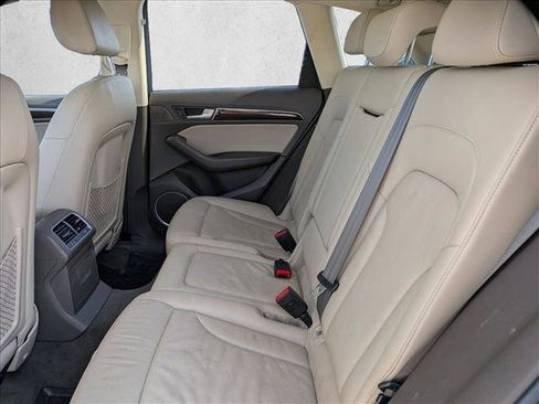 Used 2016 Audi Q5 2.0T Premium Plus image 14