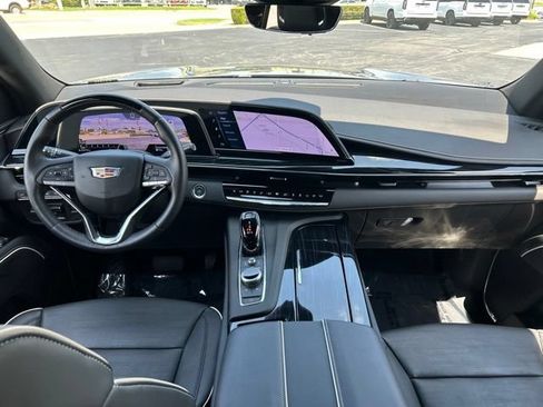 Certified 2024 Cadillac Escalade Sport w/ LPO, ONYX Package AWD/4WD image 17