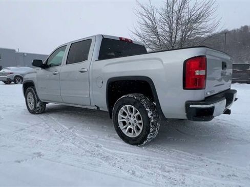Used 2017 GMC Sierra 1500 SLE w/ SLE Value Package image 6