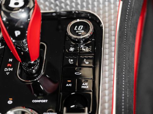 Used 2024 Bentley Continental GT Speed image 39