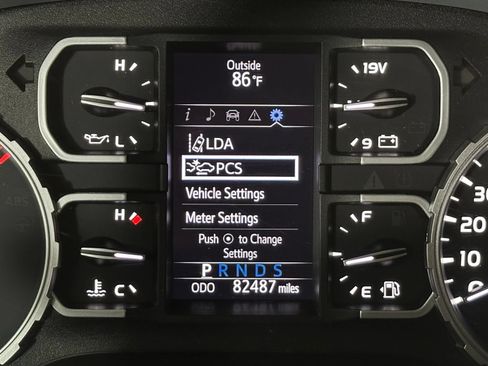 Used 2021 Toyota Tundra SR5 w/ TRD Off-Road Package AWD/4WD image 34