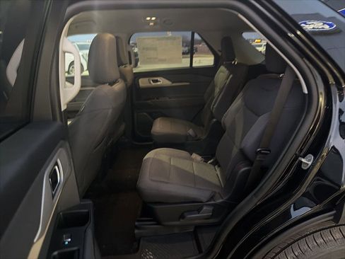 New 2026 Ford Explorer Active image 19