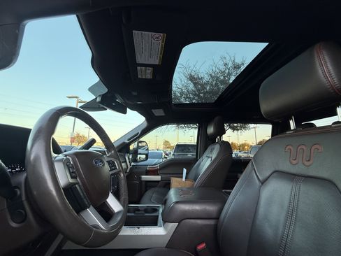 Used 2017 Ford F250 King Ranch w/ King Ranch Ultimate Package image 33