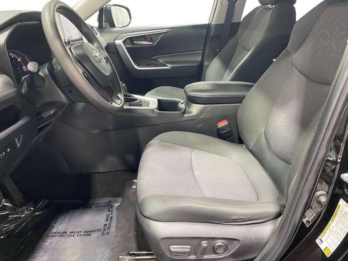 Used 2023 Toyota RAV4 XLE FWD image 14
