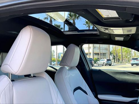 Certified 2024 Lexus UX 250h FWD image 13