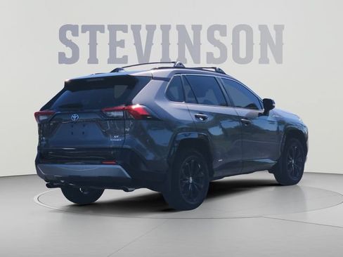 Used 2022 Toyota RAV4 SE w/ Convenience Package AWD/4WD image 5
