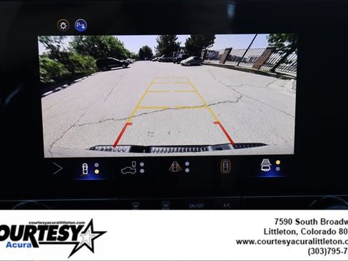 Used 2024 Chevrolet Colorado Trail Boss w/ Technology Package AWD/4WD image 17