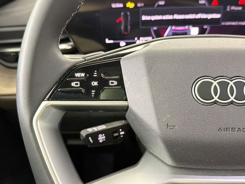 Certified 2025 Audi Q5 Premium w/ Convenience Package image 19