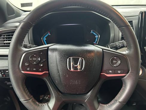 Certified 2024 Honda Odyssey Sport image 19