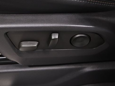 Used 2022 Chevrolet Silverado 1500 High Country w/ High Country Premium Package image 24