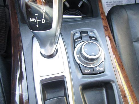 Used 2011 BMW X5 xDrive35i image 10
