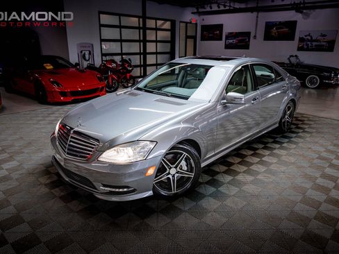 Used 2011 Mercedes-Benz S 550 image 10