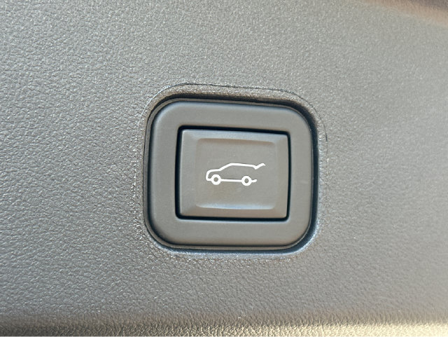Certified 2024 Cadillac Lyriq Luxury AWD/4WD image 32