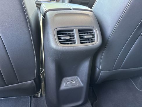 Used 2021 Buick Envision Essence FWD image 21
