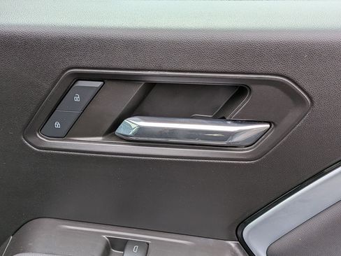 Used 2024 Chevrolet Colorado Z71 w/ Z71 Convenience Package 2 image 34