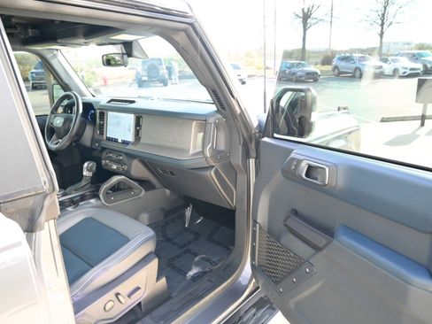 Used 2024 Ford Bronco Outer Banks w/ Sasquatch Package image 51