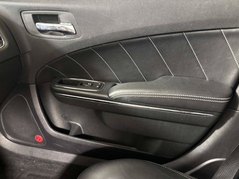 Used 2013 Dodge Charger R/T RWD image 21