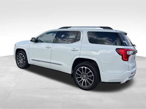 Used 2021 GMC Acadia Denali w/ Denali Ultimate Package AWD/4WD image 9