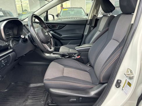 Used 2021 Subaru Crosstrek 2.0i Premium w/ Moonroof Package AWD/4WD image 9