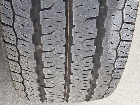 Used 2025 RAM ProMaster 2500 w/ Convenience Group FWD image 12