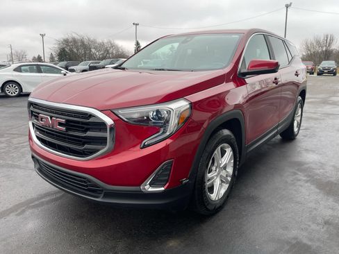 Used 2021 GMC Terrain SLE image 7