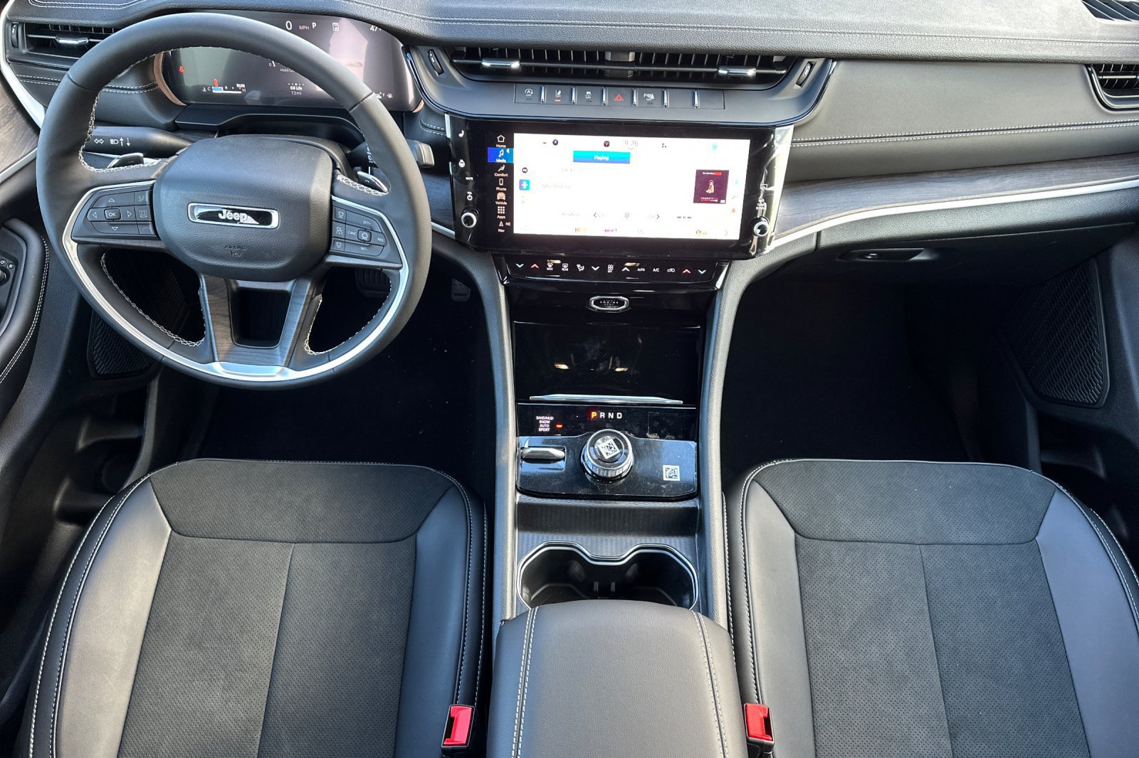 New 2026 Jeep Grand Cherokee Altitude AWD/4WD image 13