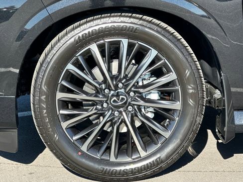 New 2026 INFINITI QX80 Autograph image 33