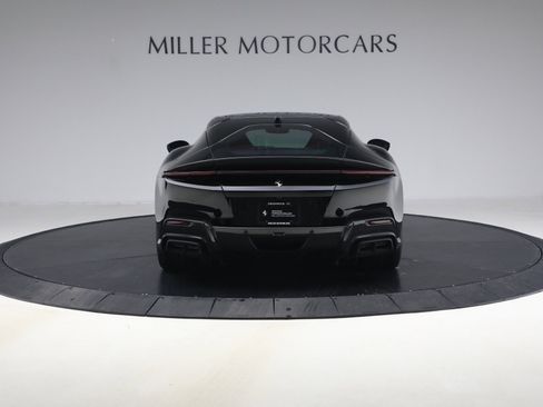 Certified 2025 Ferrari 12Cilindri image 4