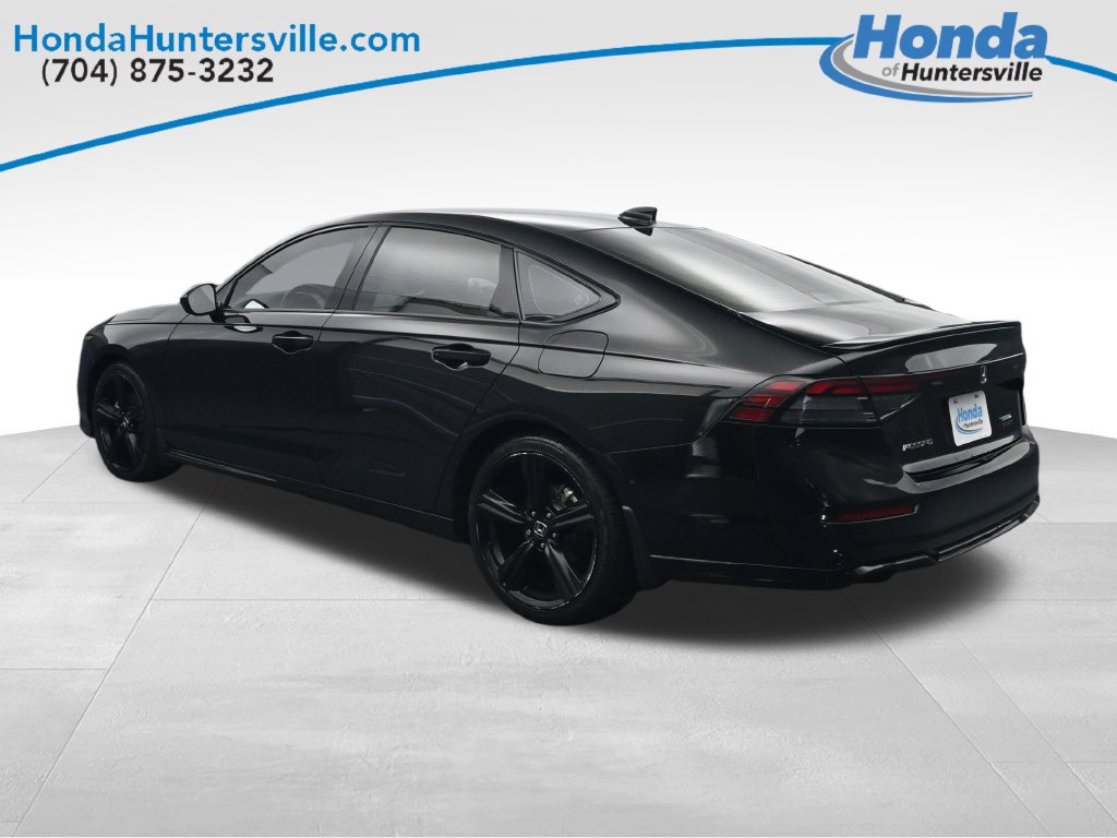 Used 2025 Honda Accord Sport image 6