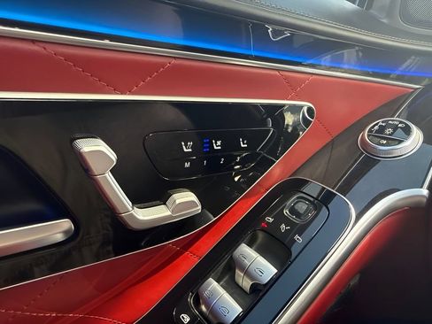 Used 2023 Mercedes-Benz S 580 4MATIC Sedan w/ AMG Line image 23