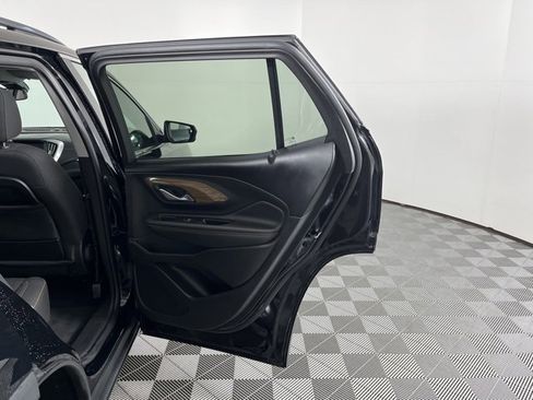 Used 2021 GMC Terrain SLE w/ Driver Convenience Package image 43